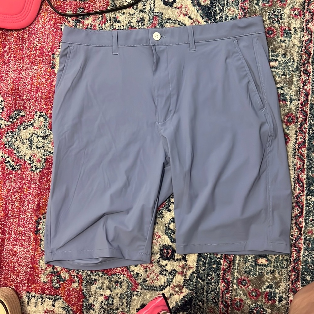 Kenneth Cole Mens Golf Shorts